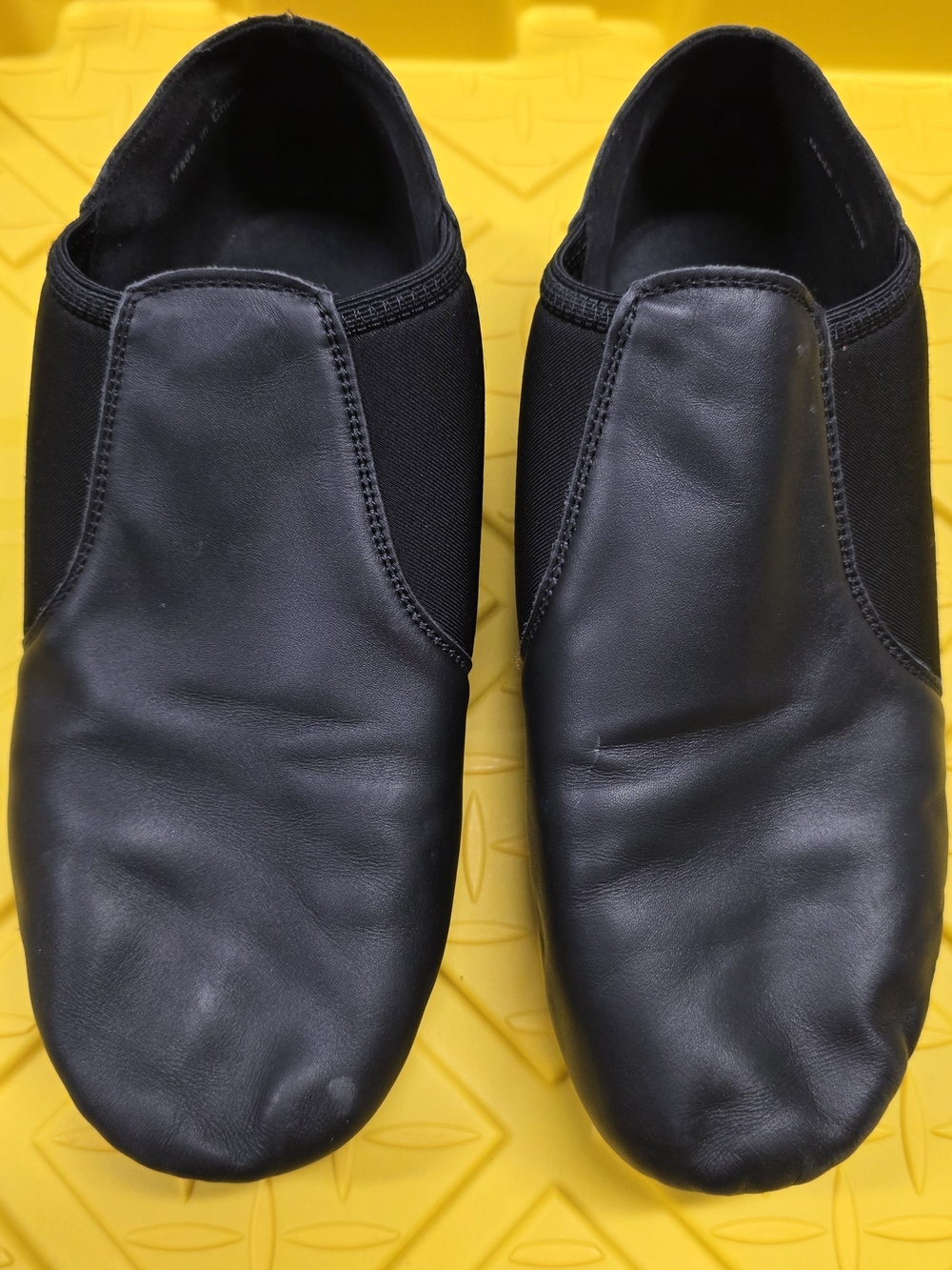 Girls Black Jazz Dance Shoes Slip On Flexible Split Sole Estimated Size 6-7